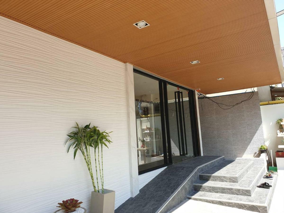 P18 Hotel Bangkok Luaran gambar