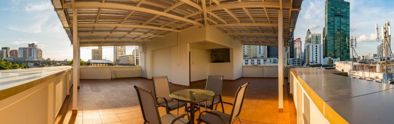 P18 Hotel Bangkok Luaran gambar